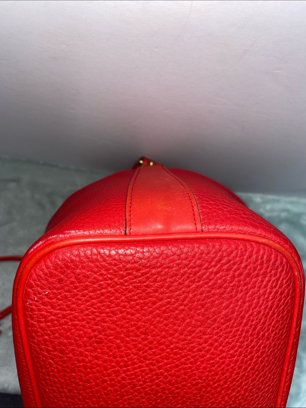 Vintage Dooney &  Bourke All Weather Leather Drawstring Bucket Bag - Picture 6 of 16